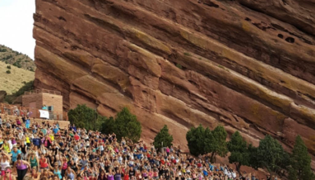 Case-Study.-Yoga-On-the-Rocks-604x270